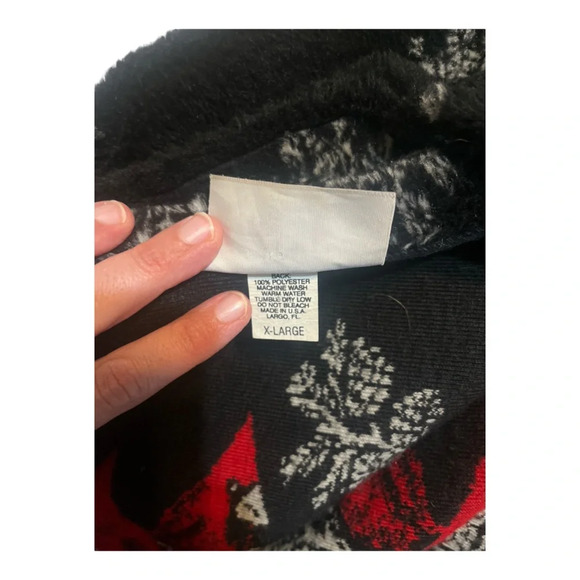 Vintage Zip Fleece with Red Birds and Snow ❄️.  Size XL, Beautiful Cozy … - Picture 11 of 11